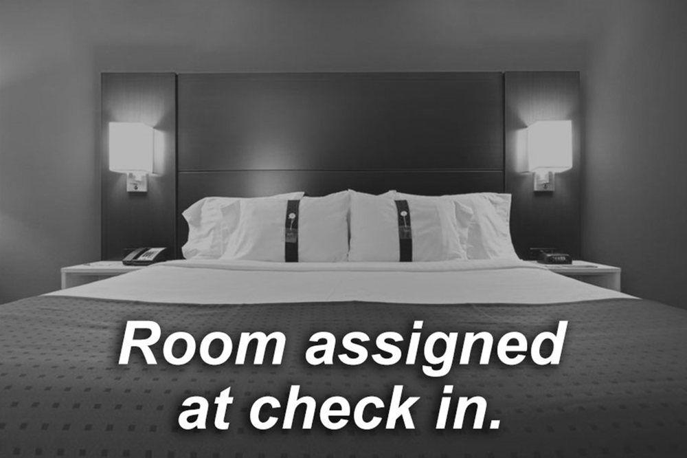 Holiday Inn Express Hotel & Suites Concordia Us 81 By Ihg Экстерьер фото